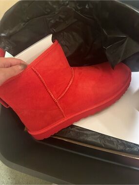 Brand new UGG Men’s Short Red Suede Boot